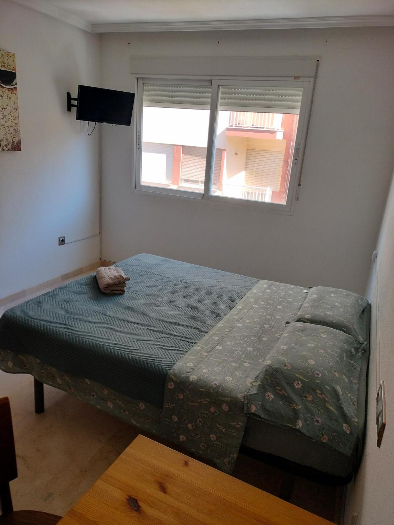 Holiday Centre Deluxe Apartman Alicante Kültér fotó
